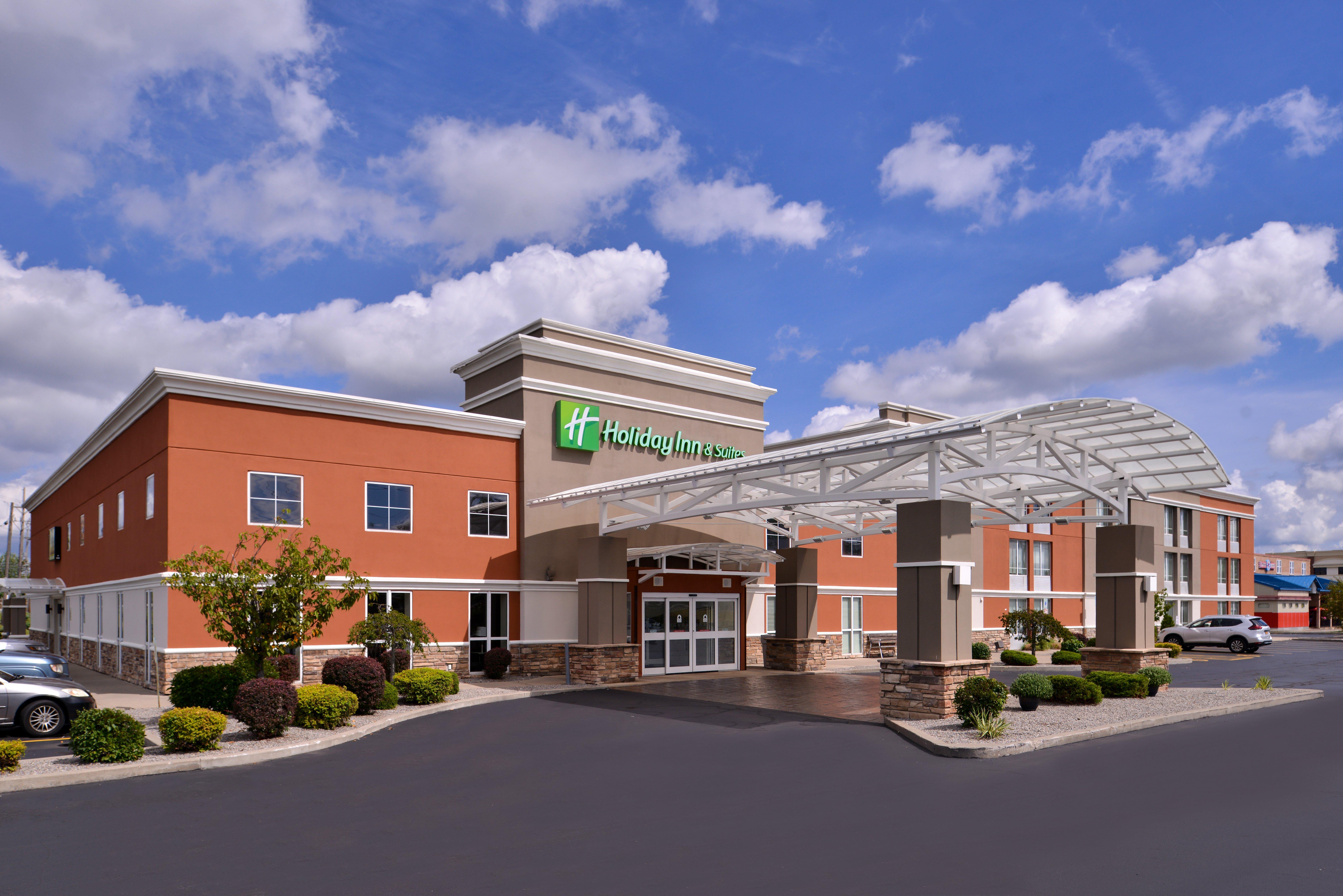 Holiday Inn Hotel & Suites Rochester - Marketplace By Ihg Exterior photo